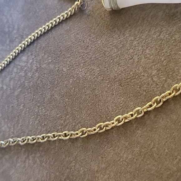 Rustic Western Goldtone Aarow Quartz Horn Layered Long Necklace - Picture 5 of 7